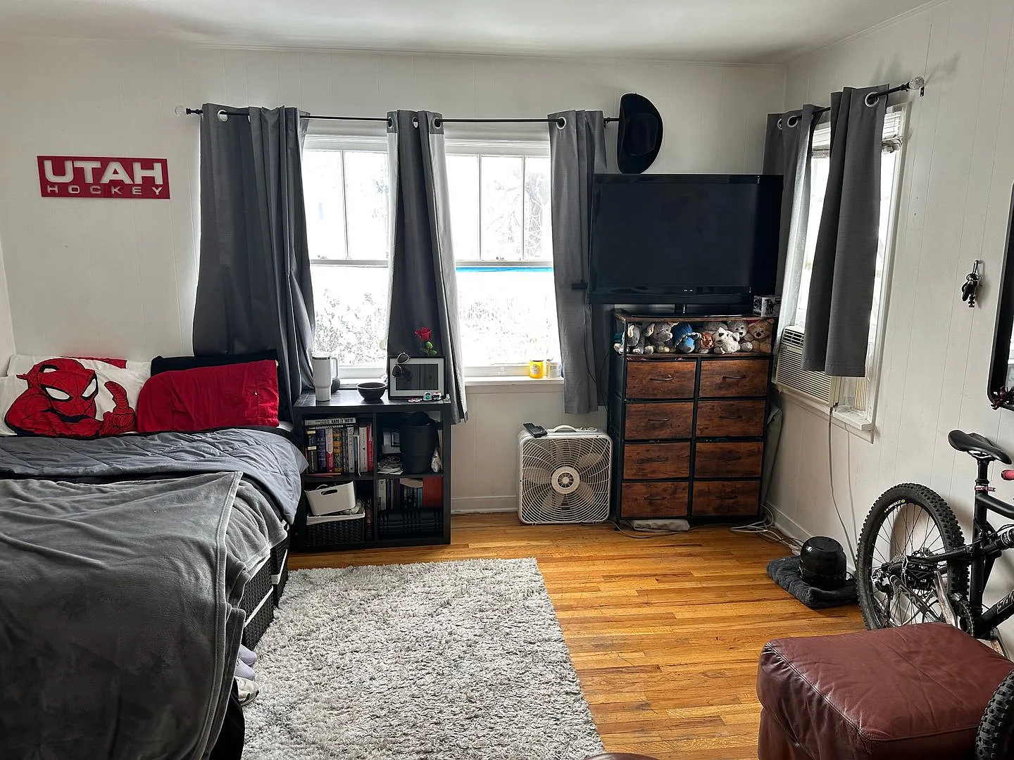 University Housing SLC LLC - 327 — Photo 3