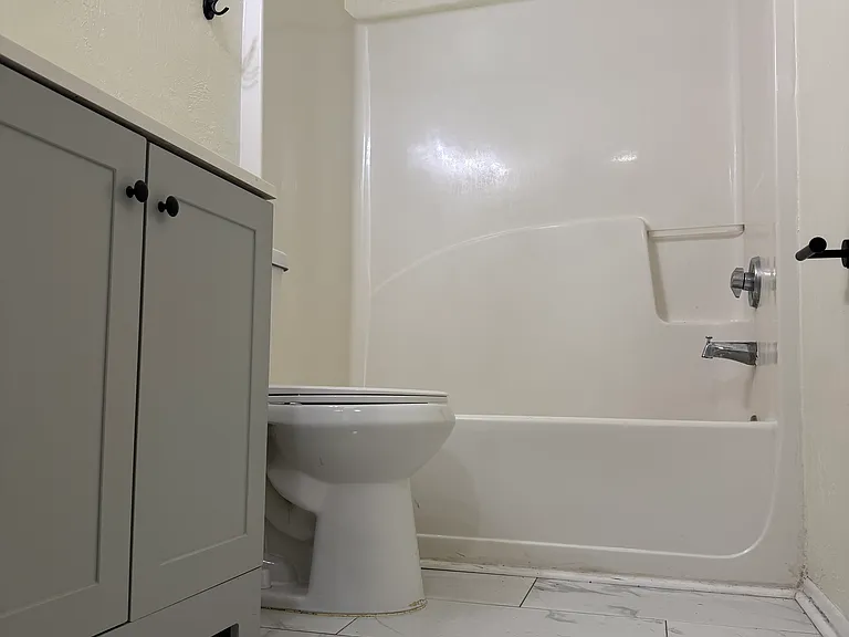 4000 SW 23rd St #5-101 — Photo 12