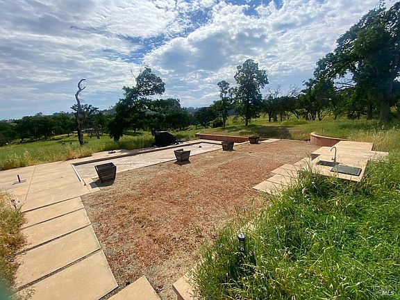 4th image of 8600 Pleasants Valley Road