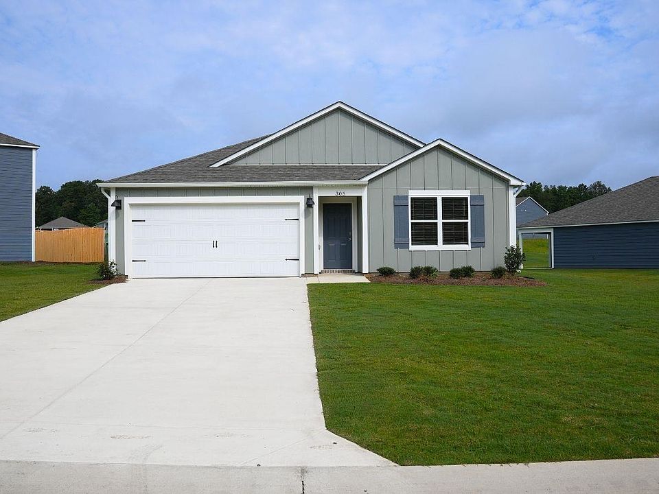 1st image of 305 Pine Ridge Dr