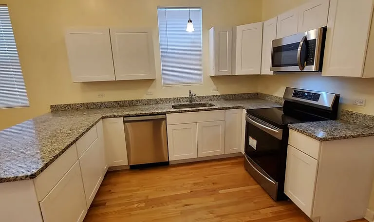 6619 S Drexel Ave — Photo 3