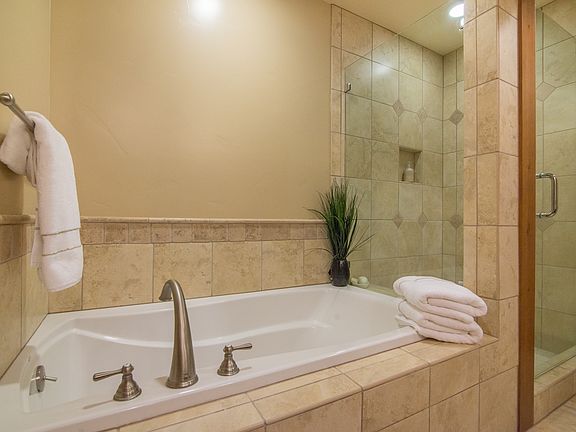 5th image of 7001 Northstar Dr #403