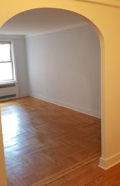 2nd image of 1730 E 18th St #3X