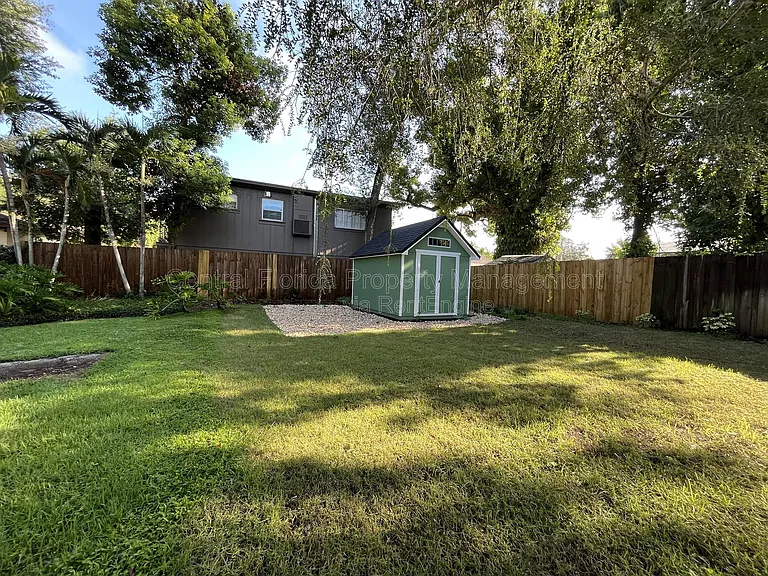 1509 E Jefferson St #X — Photo 49