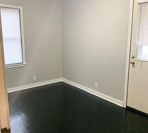 5th image of 592 McPherson St