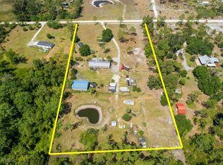 1216 Pine Ave, Labelle, FL 33935