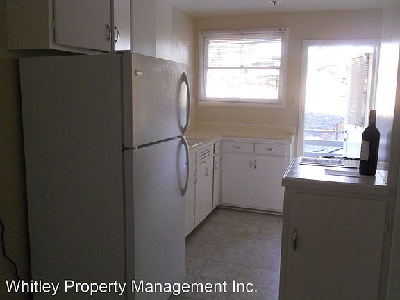 4th image of 40 Clinton St APT 5
