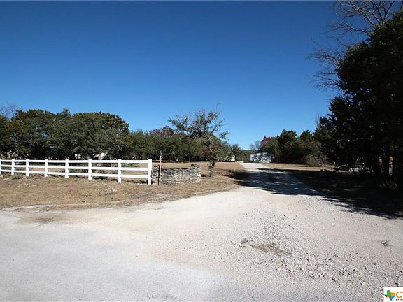 4th image of 945 County Road 4810