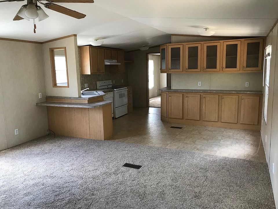 1st image of 916 Turney Ln