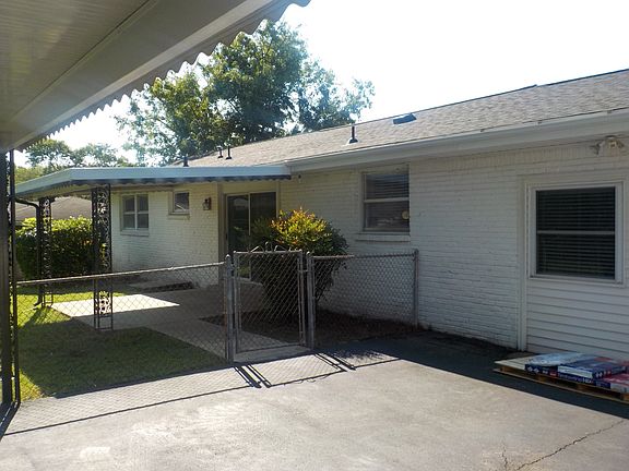 5th image of 478 Brentlawn Dr