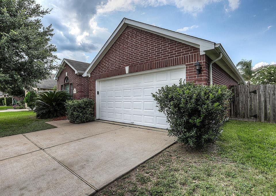 1st image of 19334 Aspen Trails Dr