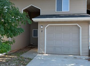 1801 Red Dale Dr, Rapid City, SD 57702