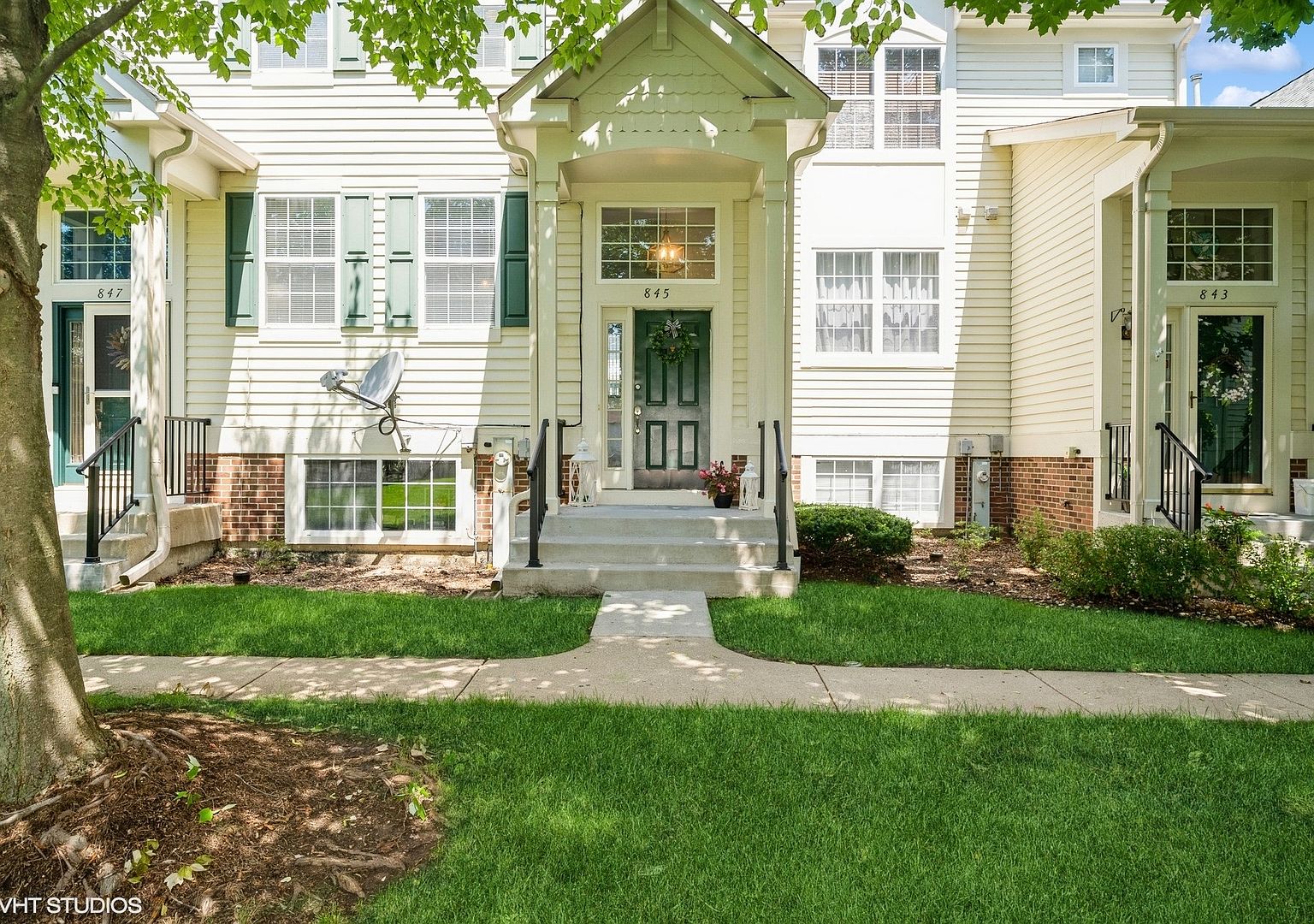 845 Essex Cir, Grayslake, IL 60030 MLS 11840007 Zillow