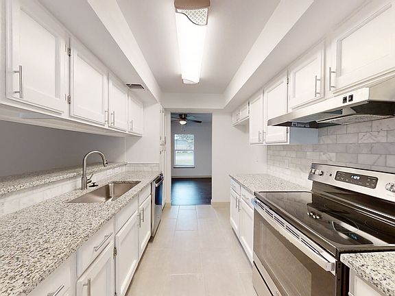 4th image of 11910 AUTUMN VISTA ST
