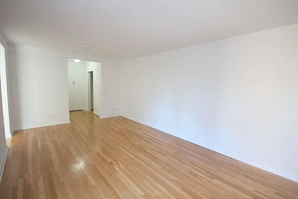 Rented by Compass | media 14