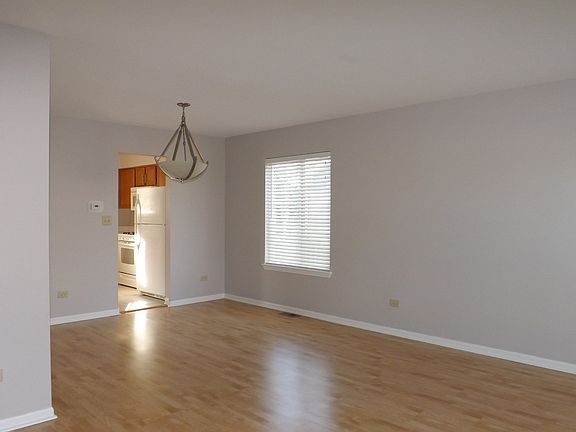 3rd image of 632 Lakewood Farms Dr