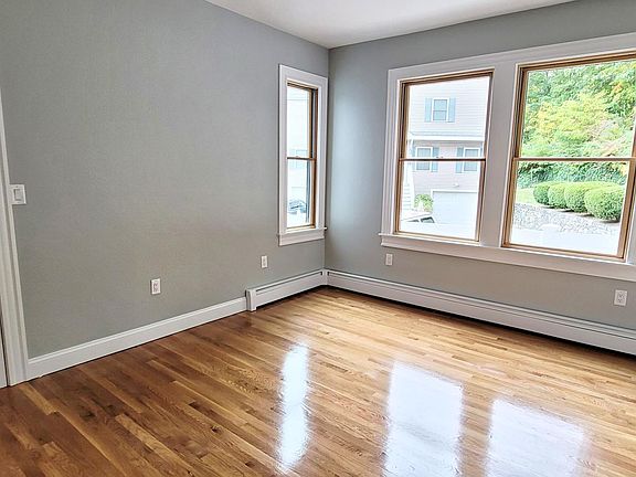 5th image of 31 Columbus Ave #1