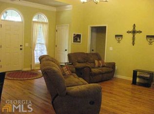 116 Pine Lake Cir, Cumming, GA 30040