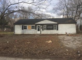 14 Louise Ln, Cahokia, IL