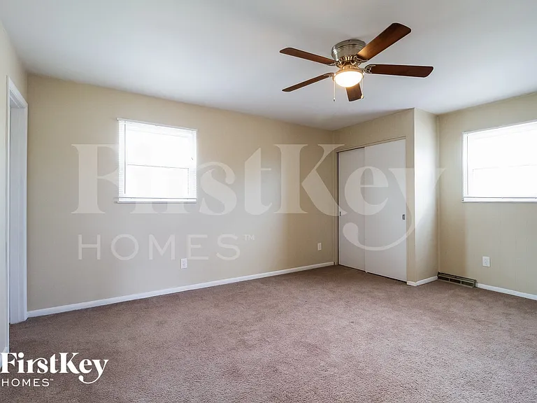 8431 Bluebird Dr — Photo 11