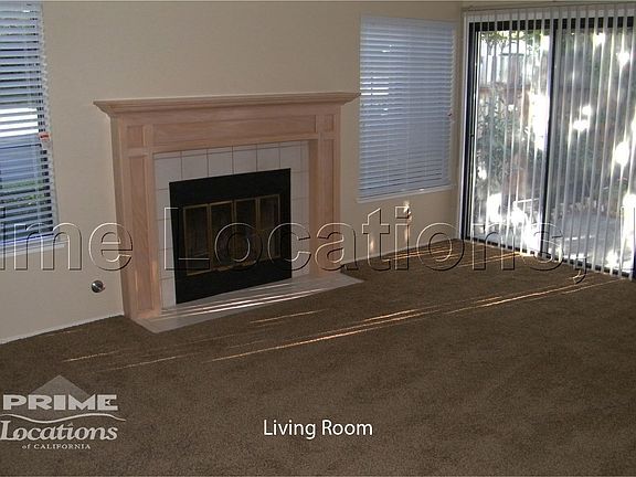 2nd image of 401 Kingston Ct