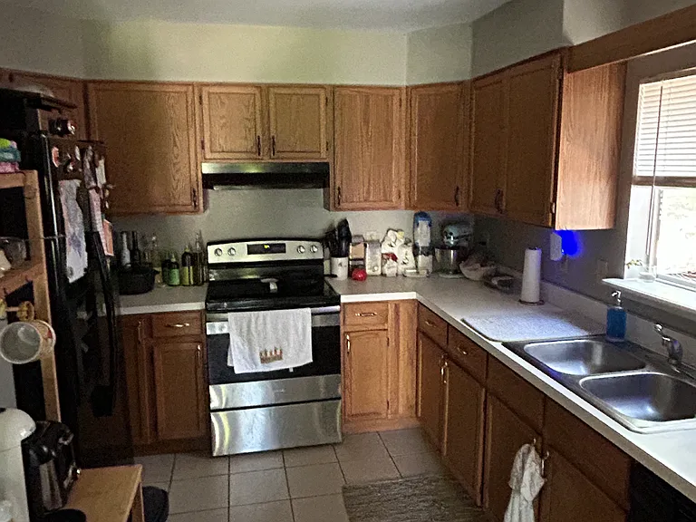 1742 Nestlewood Ln — Photo 23