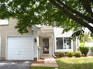 420 Monmouth Ct, Aurora, IL 60504