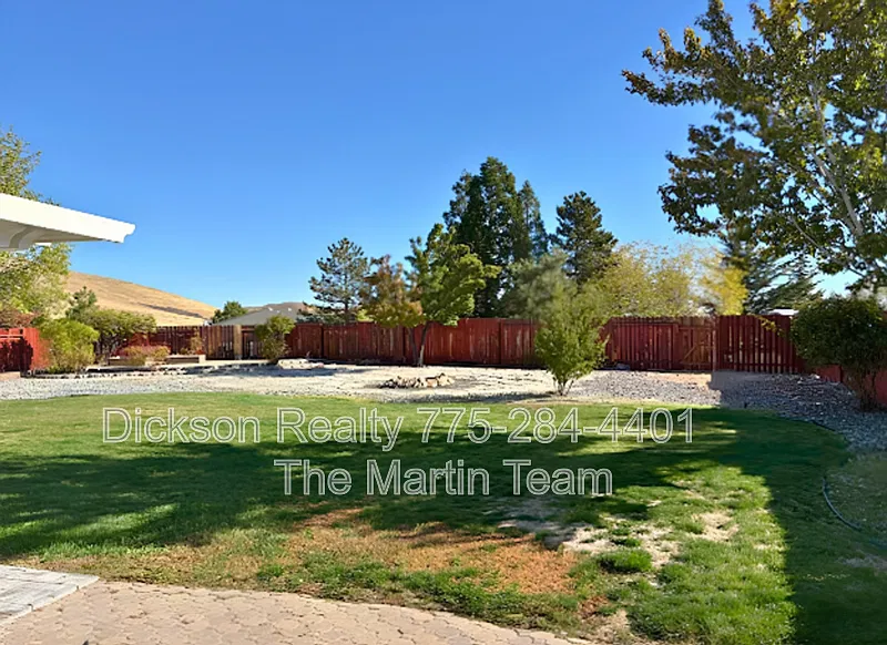 3 bed, 2.0 bath, 1877 sqft, $2,895 — Photo 4