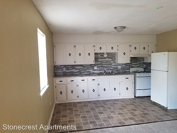 3rd image of 4416 Lynn Ln APT 61
