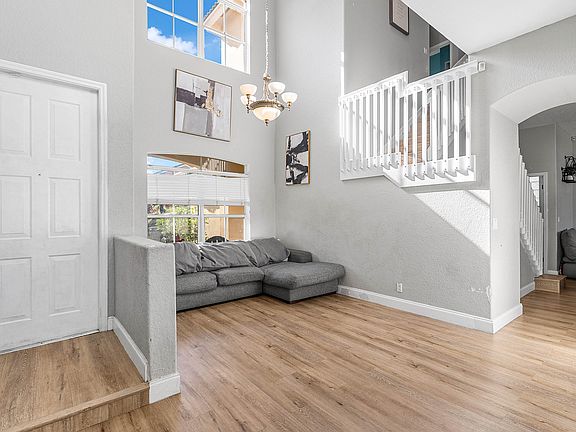 5th image of 5041 Massy Drive