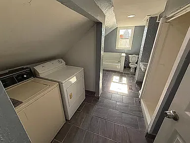31 E Raymond St — Photo 10