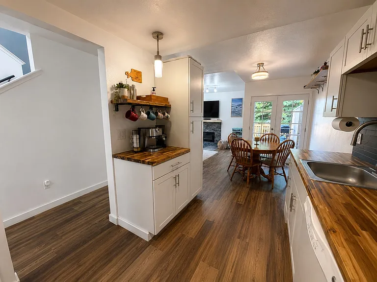 8849 Boom Cir — Photo 11