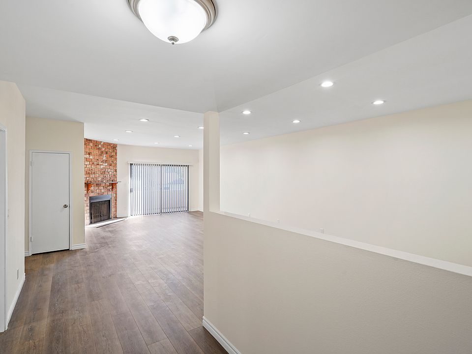 1st image of 17522 Sherman Way Unit 104