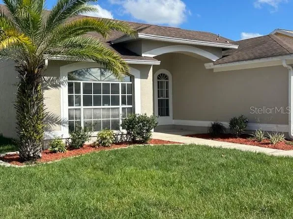 4710 Bloom Dr, Plant City, FL 33566