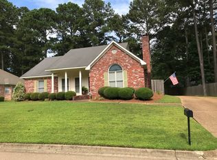 422 Idlewoods Ln, Ridgeland, MS 39157
