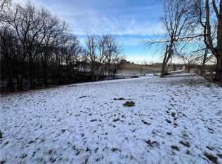 9380 Pidcock Rd, Zanesville, OH 43701