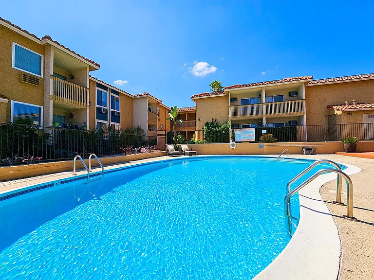 Lake Meadows Apartments — Photo 44