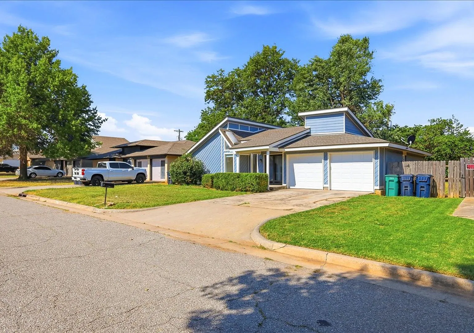 Beautifully Remodeled 3-Bedroom, 2-Bath Home for Rent! — Photo 3