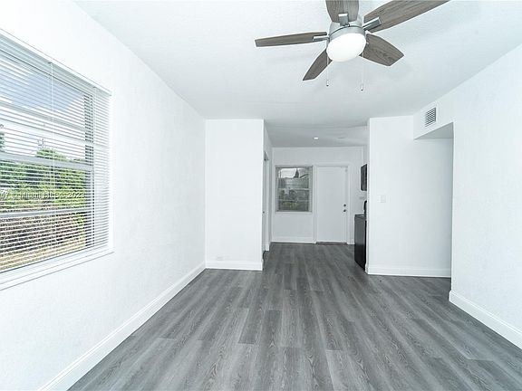 2nd image of 15945 W Bunche Park Dr