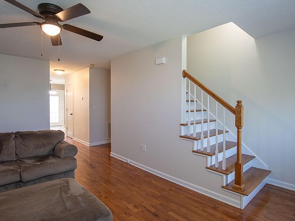 5th image of 115 Belmont Dr Unit A7