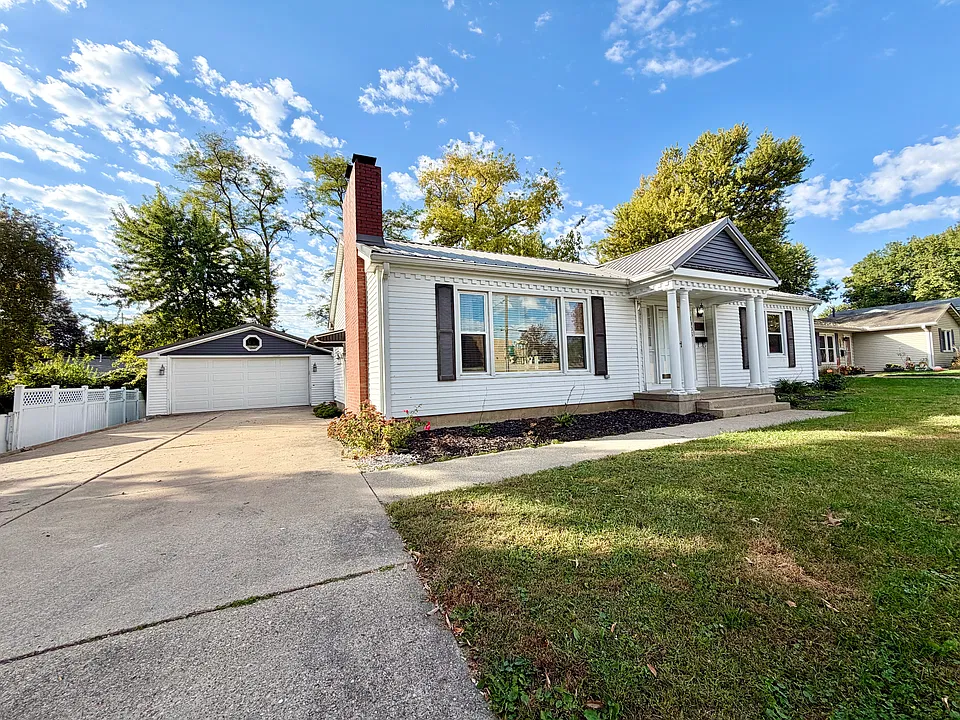 1906 Brentwood Dr