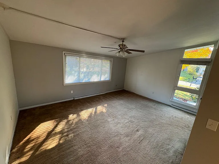 112 Longacre Ave — Photo 18