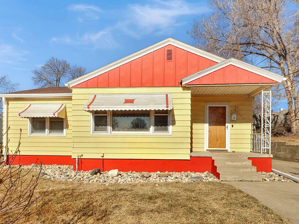 1st image of 3905 7th Ave