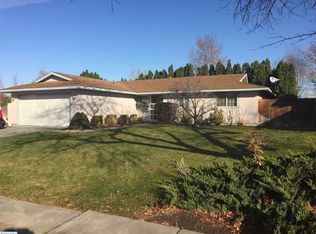8920 W Falls Ave, Kennewick, WA
