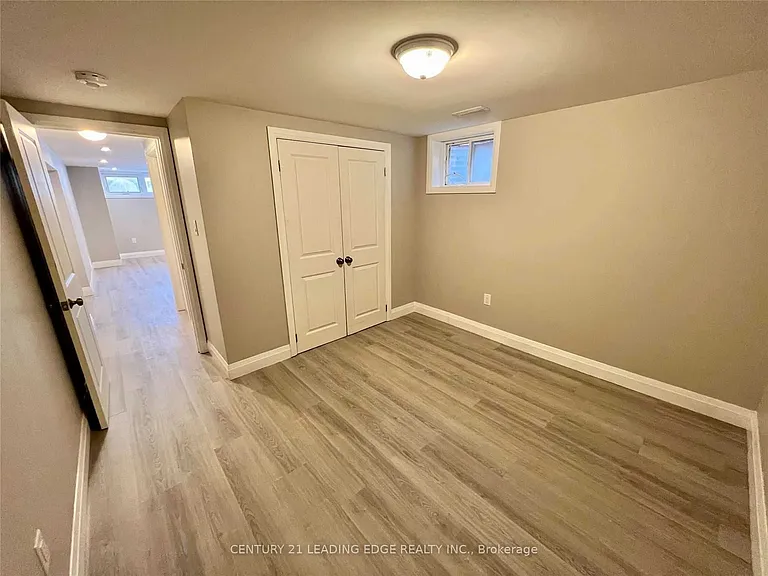 214 Gibbons St #BASEMENT — Photo 15