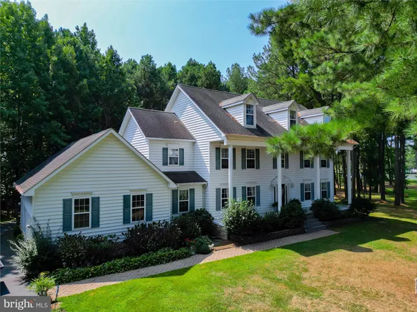 124 Port Ct NW, Grasonville, MD 21638