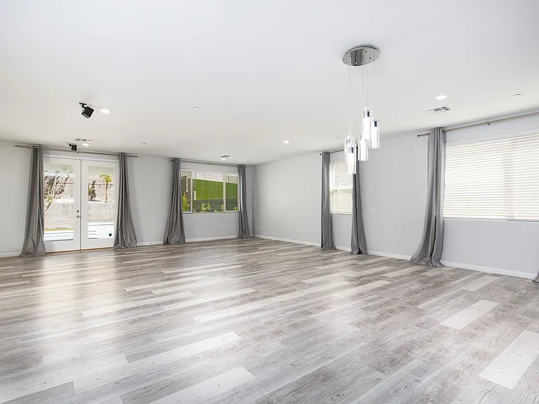12586 Huckleberry Oak Ave — Photo 10
