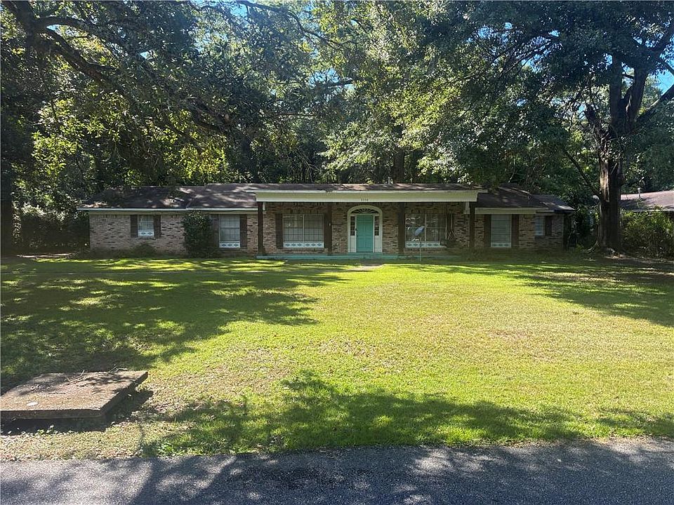 1st image of 2228 E Vaughan Dr
