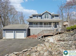 360 Eastshore Dr, East Stroudsburg, PA 18301