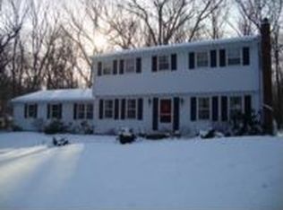 67 Hillyndale Rd, Mansfield, CT 06268
